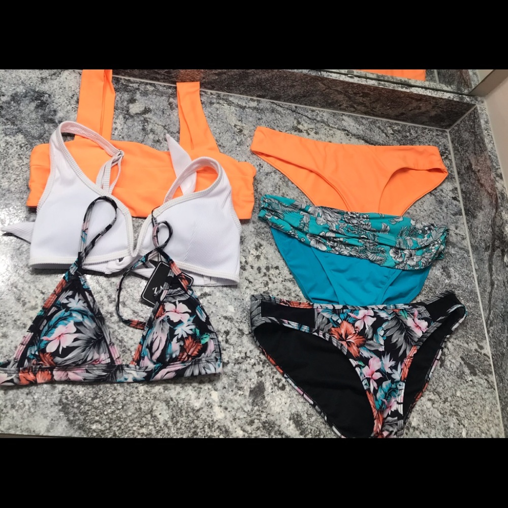 ❣️2/$20 ALL 6 pcs Bikini Bundle Size S